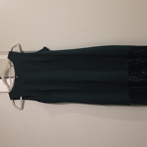Vince Camuto Dark Green Midi Dress - Picture 1 of 2